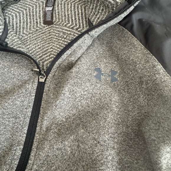 Under Armour warm jacket - Picture 3 of 5